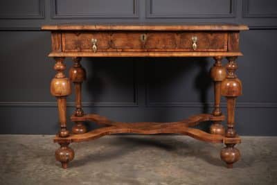 William & Mary Oyster Veneered Side Table centre table Antique Desks 6