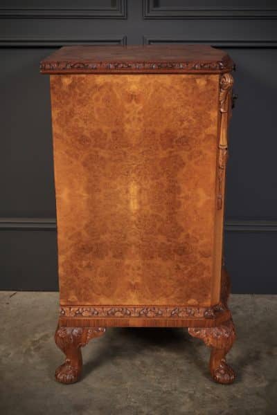 Pair of Queen Anne Style Burr Walnut Bedside Cabinets bedside Antique Cabinets 17
