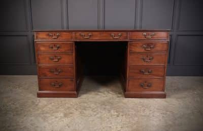 Rare Large George III Mahogany Partners Desk - Image 4
