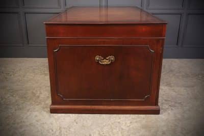 Rare Large George III Mahogany Partners Desk - Image 10
