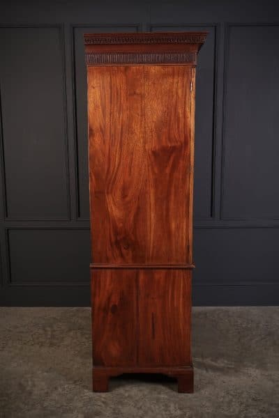 George III Mahogany Bachelors Wardrobe - Image 8