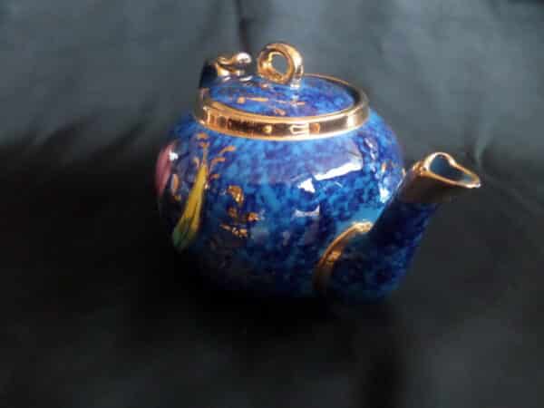 A 1930’S FLORAL DESIGN/GILDED TEA POT-possibly SADLER’S Antique Ceramics 3