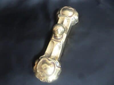 A VICTORIAN BRASS DESK TIDY (or DOOR STOP) VICTORIAN (c1870's) - Image 2