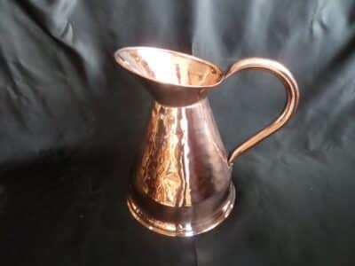 A 3 JUG SET of HAND BEATEN COPPER HARVESTER JUGS!  Mid Victorian Era c 1860’s Antique Collectibles 6