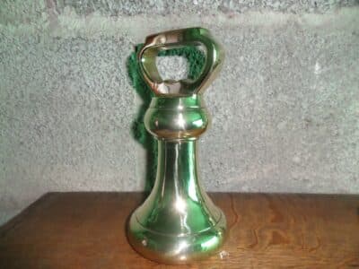 A SPLENDID SET 7lb to 1/2oz BUTCHER'S BRASS WEIGHTS.1920-1960's - Image 4