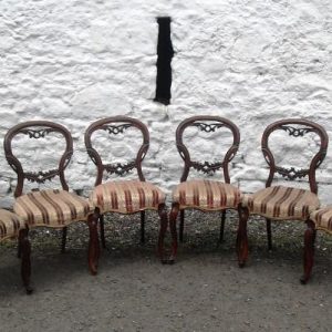 Set of 6 Victorian mahogany balloon back chairs 19th century Antique Chairs
