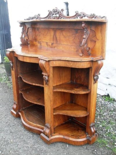 Victorian Burr walnut sideboard 19th century Antique Furniture 4