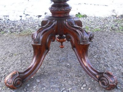 Large Victorian Burr walnut oval loo table - Image 5