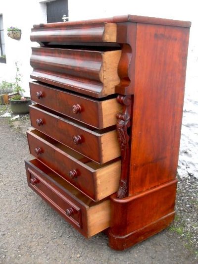 Victorian Scottish mahogany OG chest of drawers. 19th century Antique Chest Of Drawers 6