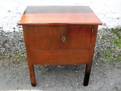 Georgian mahogany bed cabinet