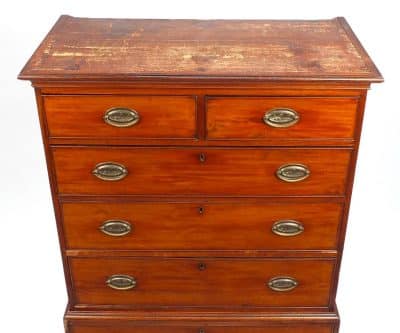 Cottaged sized Georgian mahogany chest on chest - Image 3