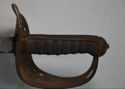 19th cent Scottish officers basket-hilt sword - Image 5