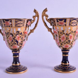 SOLD PAIR OF ROYAL CROWN DERBY TROPHY SHAPED VASES ceramics Antique Art