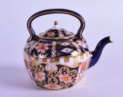 SOLD ROYAL CROWN DERBY MINIATURE KETTLE ceramics Antique Art 3