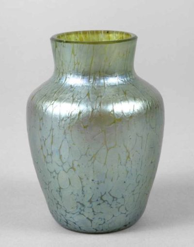 Loetz creta papillion vase Crete Collectors Glass 3