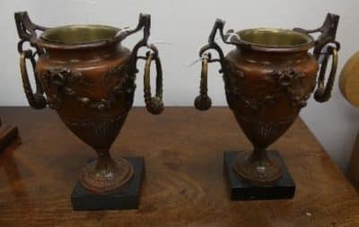 Pr Early 20th century French bronze urns - Image 2