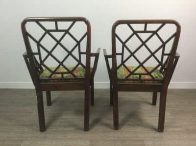 Geo III Chinese Chippendale mahogany elbow chairs - Image 4