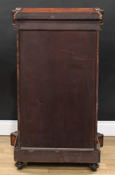 A pair of Victorian amboyna side cabinets - Image 7