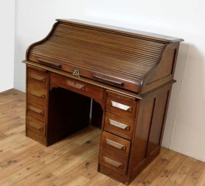 A Mahogany Rolltop Desk - Image 4