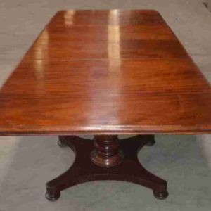 William IV large mahogany dining table. 19th century Antique Tables