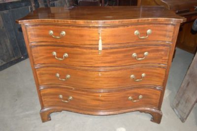 Geo III serpentine chest of drawers 18th century chest of drawers Antique Chest Of Drawers 8