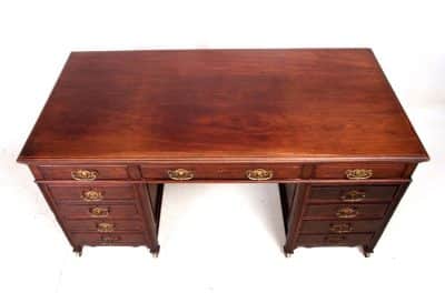 SOLD Victorian mahogany kneehole desk. - Image 5