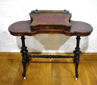 A Victorian Burr Walnut Kidney top Writing table - Image 3