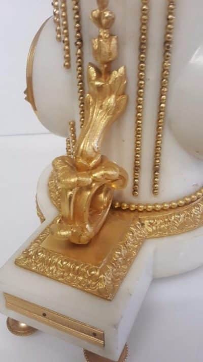 French marble ormolu mantel clock, - Image 9