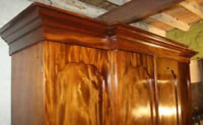 Victorian breakfront four door mahogany wardrobe. - Image 3
