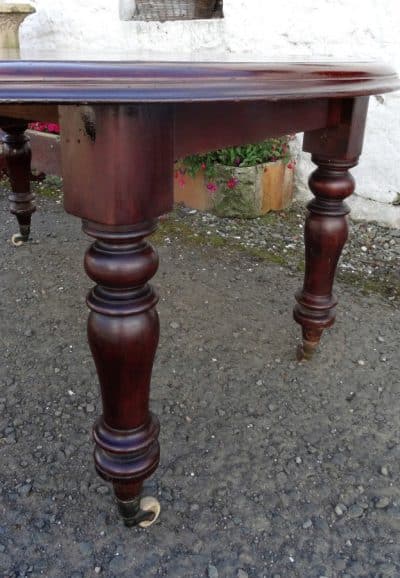 Victorian mahogany 1 leaf dining table - Image 3