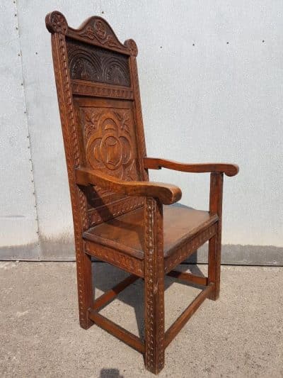 19th century Carve Oak Wainscot Chair 19th century Antique Chairs 3