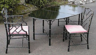 Chinese Chippendale inspired dining suite