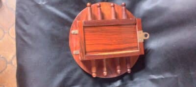 AN EDWARDIAN MAHOGANY CIRCULAR PERPETUAL CALAENDAR (c1908/12) Miscellaneous 6