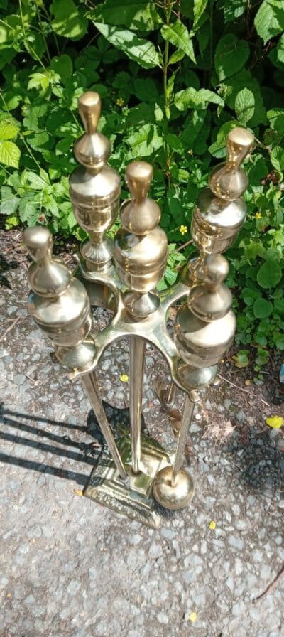 AN VICTORIAN BRASS (solid) FIRESIDE COMPANION SET ( late 1880's)