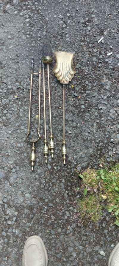 AN VICTORIAN BRASS (solid) FIRESIDE COMPANION SET ( late 1880's) - Image 3