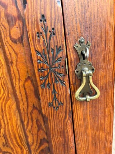Aesthetic Movement Wardrobe - Image 2
