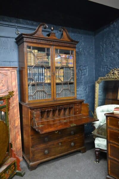 GEORGIAN SECRETAIRE BOOKCASE - Image 7