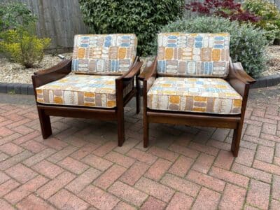 Pair of Mid Century Lounge Armchairs - Image 2