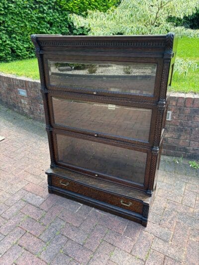 Globe Wernicke Sectional Bookcase - Image 2