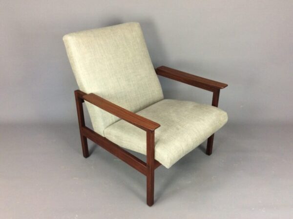 Mid Century Teak Lounge Chair 1960’s armchair Antique Chairs 3