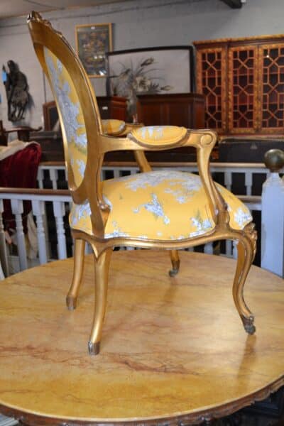 French Gilt Fauteuil upholstered in Gold Toile de Jouy fabric - Image 6