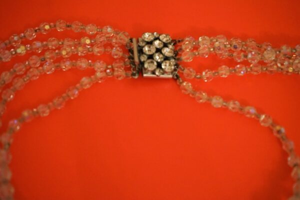 A Rare & Stunning 50s AURORA BOREALIS Necklace With Sparkling Rhinestone Clasp - Boxed - Image 2