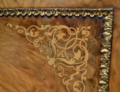 Victorian Walnut Credenza / Display Cabinet SAI3304 - Image 7