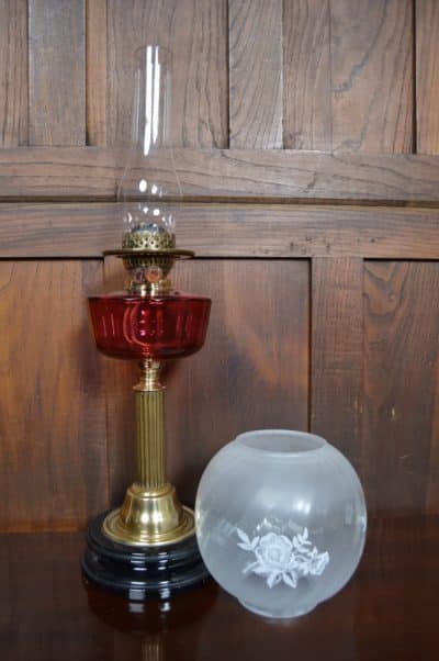 Victorian Brass Oil/ Paraffin Lamp SAI3199 - Image 4