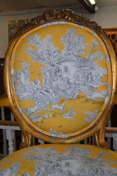 French Gilt Fauteuil upholstered in Gold Toile de Jouy fabric - Image 3