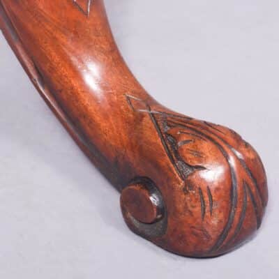 A Mid-Victorian Mahogany Oval Top Breakfast Table - Image 3