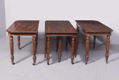 Exhibition Quality Gillows of Lancaster Dining Table - Image 5