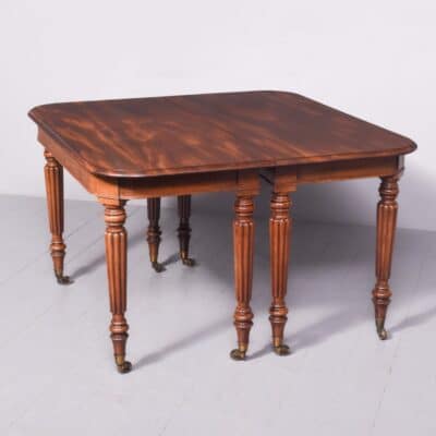 Exhibition Quality Gillows of Lancaster Dining Table - Image 6