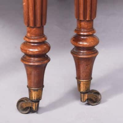 Exhibition Quality Gillows of Lancaster Dining Table - Image 7