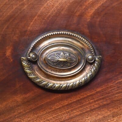 George III Serpentine Fronted Figured Mahogany Chest of Drawers - Image 4